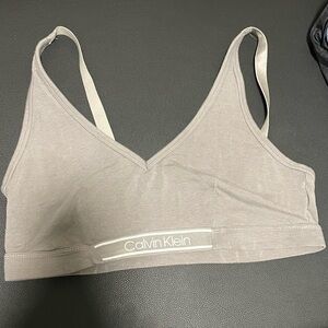 Calvin Klein Women's Light Gray Bralette